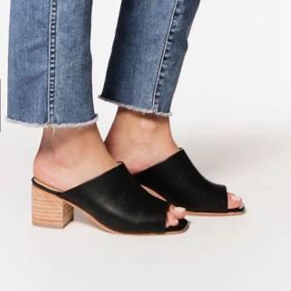 Nisolo Paloma Open Toe Mule